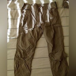 Columbia Tan Hiking Pants